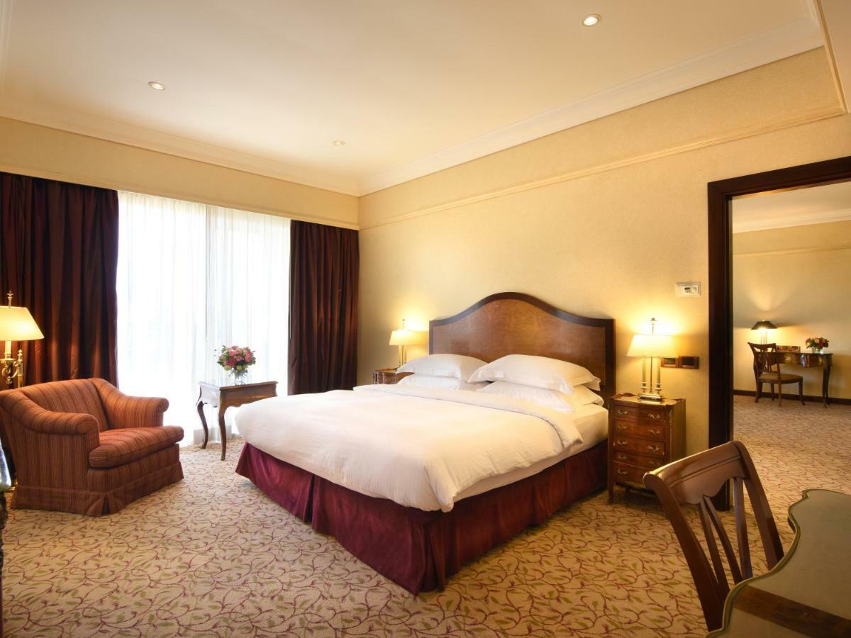 Hotel Gefinor Rotana - Bejrut Zewnętrze zdjęcie